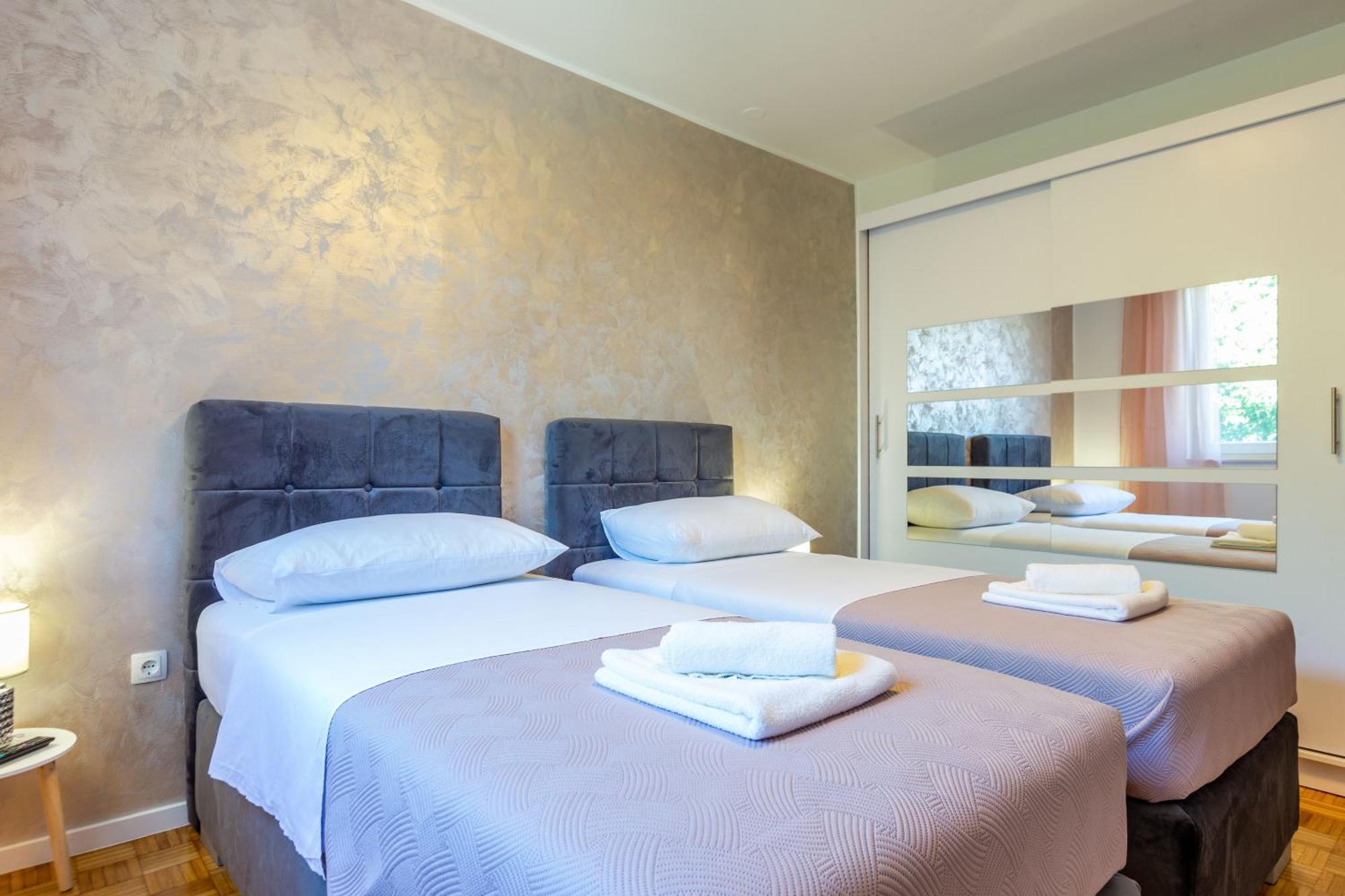 Apolon 2Bdr Apartment With Balcony Ζαντάρ Εξωτερικό φωτογραφία