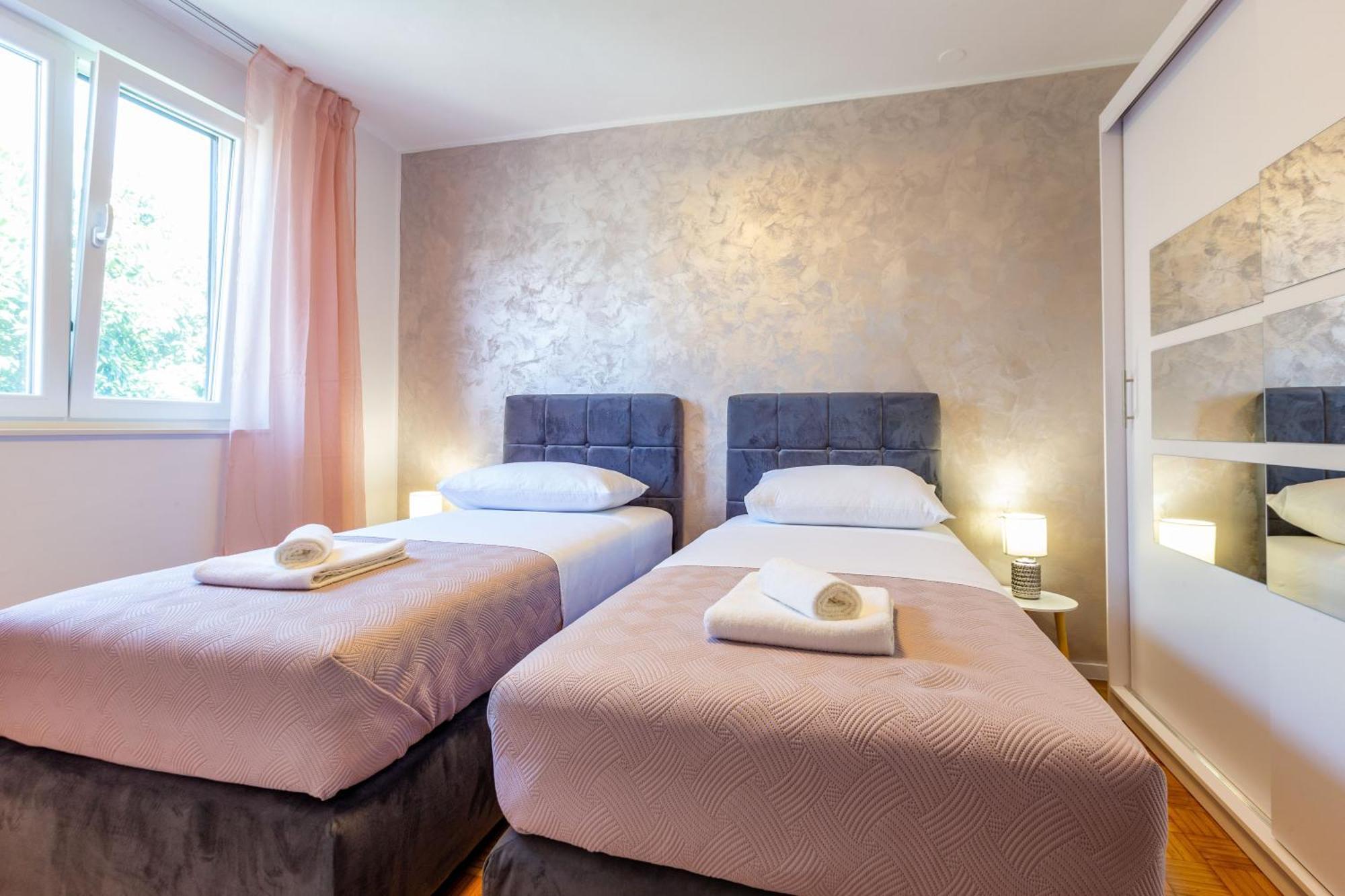 Apolon 2Bdr Apartment With Balcony Ζαντάρ Εξωτερικό φωτογραφία