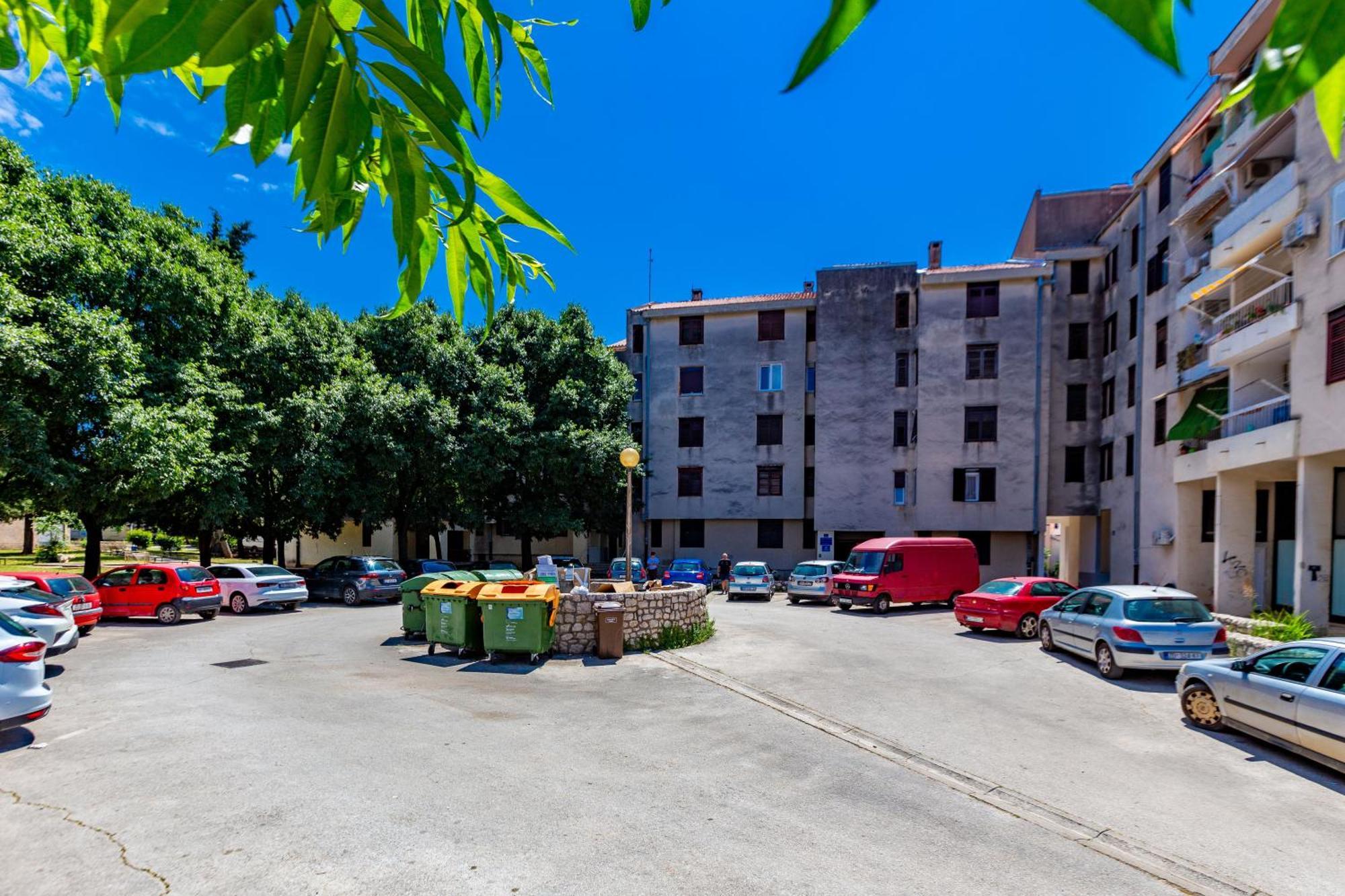 Apolon 2Bdr Apartment With Balcony Ζαντάρ Εξωτερικό φωτογραφία